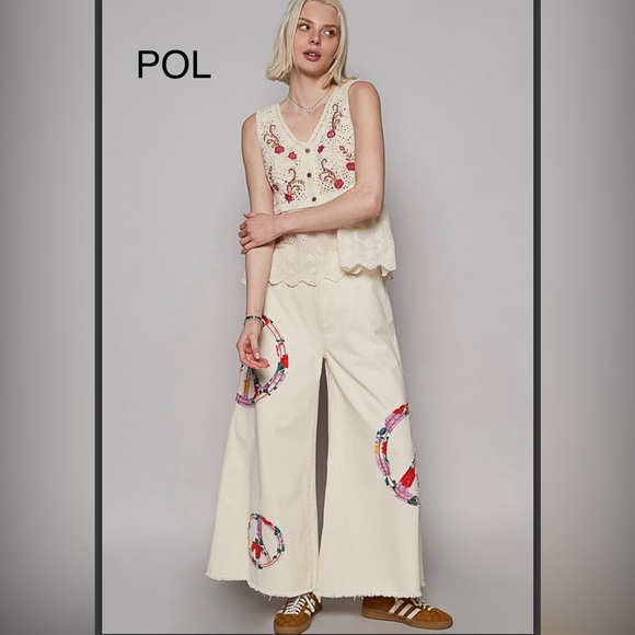 POL Cream and Pink Embroidered Tank Top - Picture 2 of 7